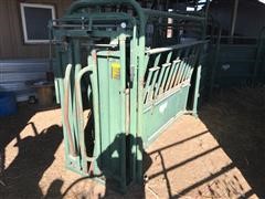 Big Valley Manual Squeeze Chute 