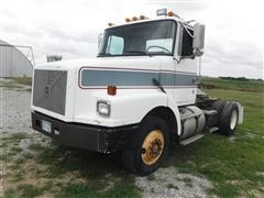 1996 Volvo WG42T S/A Truck Tractor 