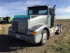 1990 International 9400 T/A Truck Tractor 