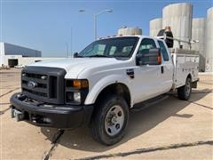 2008 Ford F350 4x4 Extended Cab Service Truck 