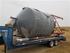 650 Bu Vertical Cone Bottom Feed/Grain Bin On Legs w/ Auger 