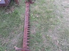 items/fdb99b3b5629e41180be00155de252ff/dearborn14-16sicklemower