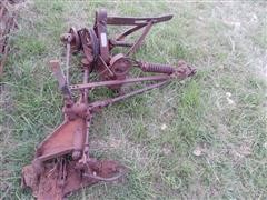 items/fdb99b3b5629e41180be00155de252ff/dearborn14-16sicklemower