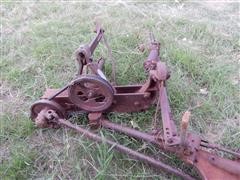 items/fdb99b3b5629e41180be00155de252ff/dearborn14-16sicklemower