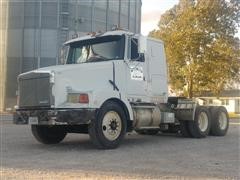 1995 White GMC WIA64T T/A Truck Tractor 