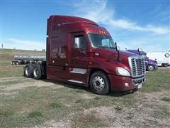 2015 Freightliner Cascadia 125 T/A Truck Tractor 