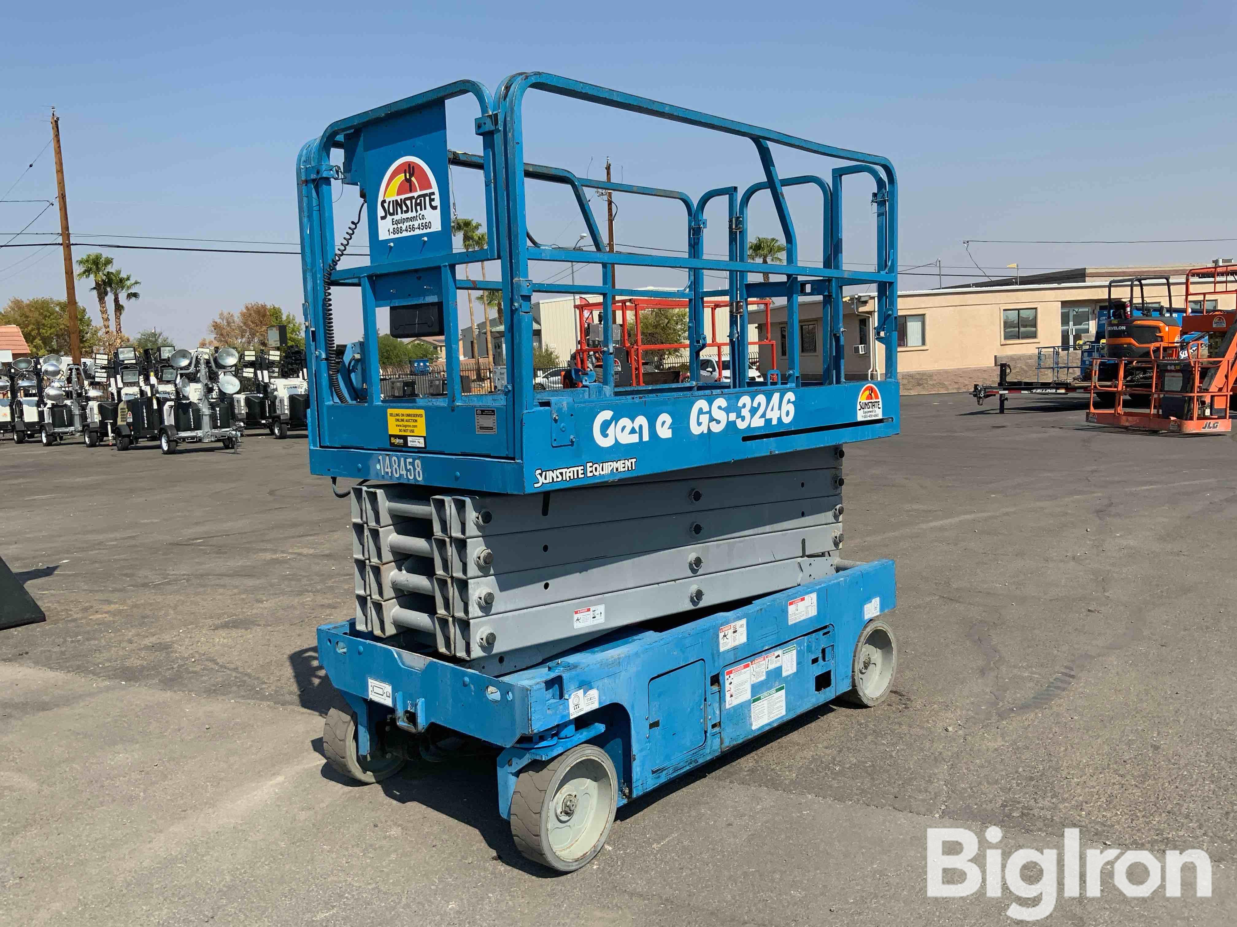 Photo of a 2015 Genie GS3246