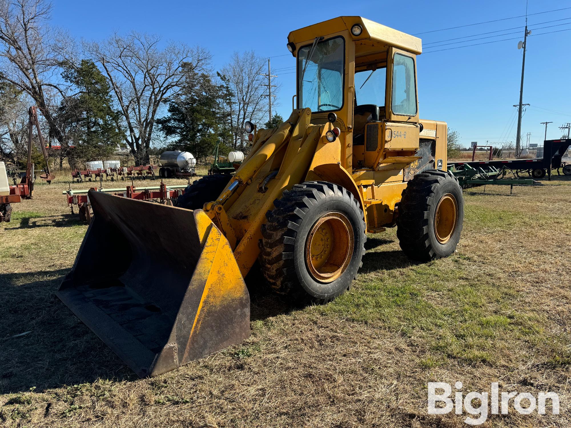 Photo of a  John Deere 544B