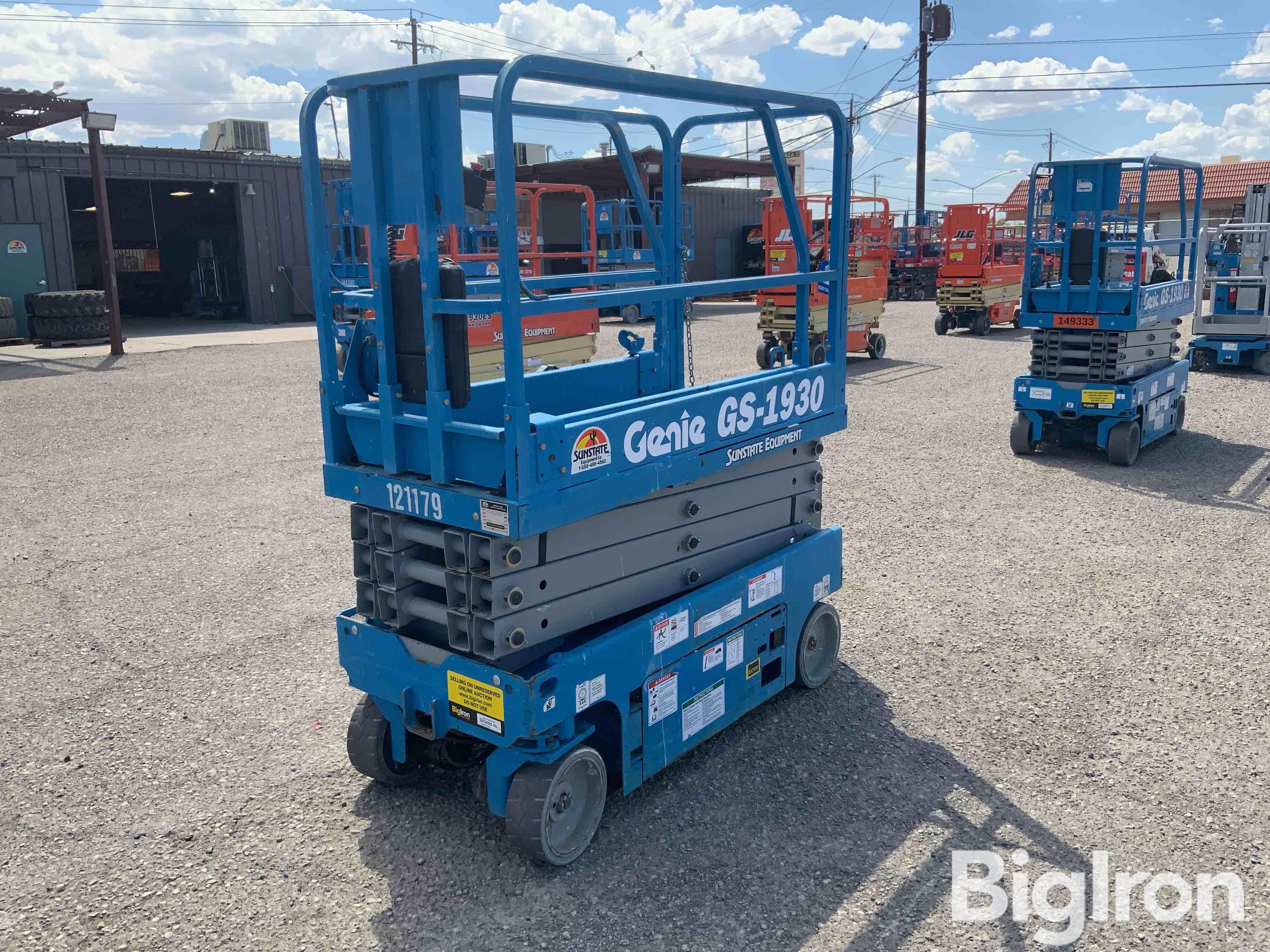 Photo of a 2013 Genie GS1930