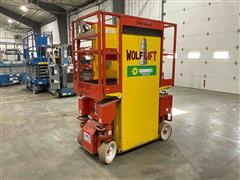 2017 Wolf Lift 3020AE Electric Self-Propelled Vertical Manlift 