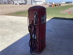 Bennett 966 Gas Pump 
