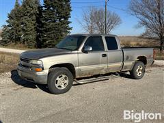 2001 Chevrolet K1500 4x4 Extended Cab Pickup 