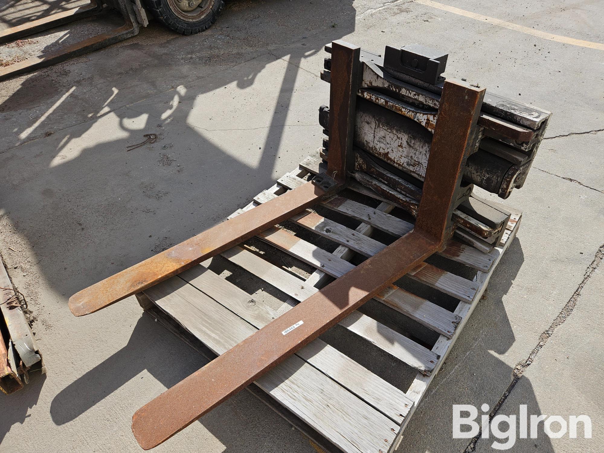 Hydraulic Forklift Carriage W/Forks 