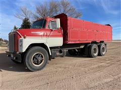 1968 International FleetStar F2010A T/A Grain Truck W/Side & End Dump 