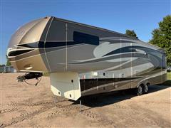 2013 Redwood 36RL 5th Wheel Camper/Travel Trailer 