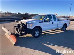 2011 Ford F250 XLT Super Duty 4x4 Extended Cab Pickup W/Snow Plow 