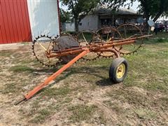 Farmhand F76B 5 Wheel Hay Rake 