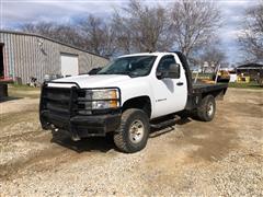 2009 Chevrolet Silverado 3500 HD 4x4 Flatbed Pickup 