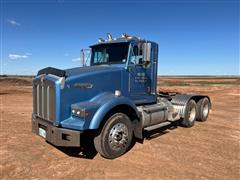 1993 Kenworth T800 T/A Day Cab Truck Tractor 