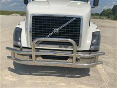 items/0196ee4a69724a03989f6f13c11ce55d/2012volvovnl64t670trucktractor_adcd56e472f54dc2a9ac33c7e9608828.jpg