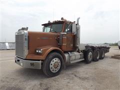 1987 Freightliner FLC120 Tri/A Cab Chassis 