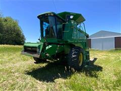 1998 John Deere 9510 Maximizer 2WD Combine 