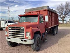 1986 International 1954 T/A Silage Truck 