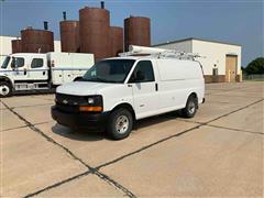 2011 Chevrolet 3500 Express Access 4x4 Utility Van 