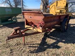 New Holland 325 Manure Spreader 