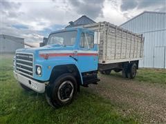 1979 International 1824 S/A Grain Truck 