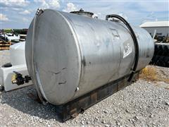 1,600 Gal Stainless Steel Tank 