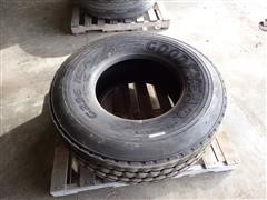 425/65R22.5 Tire 