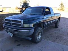 1998 Dodge Ram 2500 Extended Cab 4x4 Pickup 