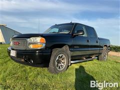 2005 GMC Sierra 1500 AWD Crew Cab Pickup 