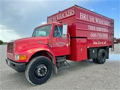 1999 International 4700 S/A Chipper Truck 