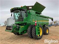 2013 John Deere S680 4WD Combine 