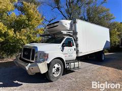 2019 Ford F650 Super Duty S/A Reefer Box Truck 