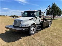 2002 International 4300 S/A Roustabout Truck 
