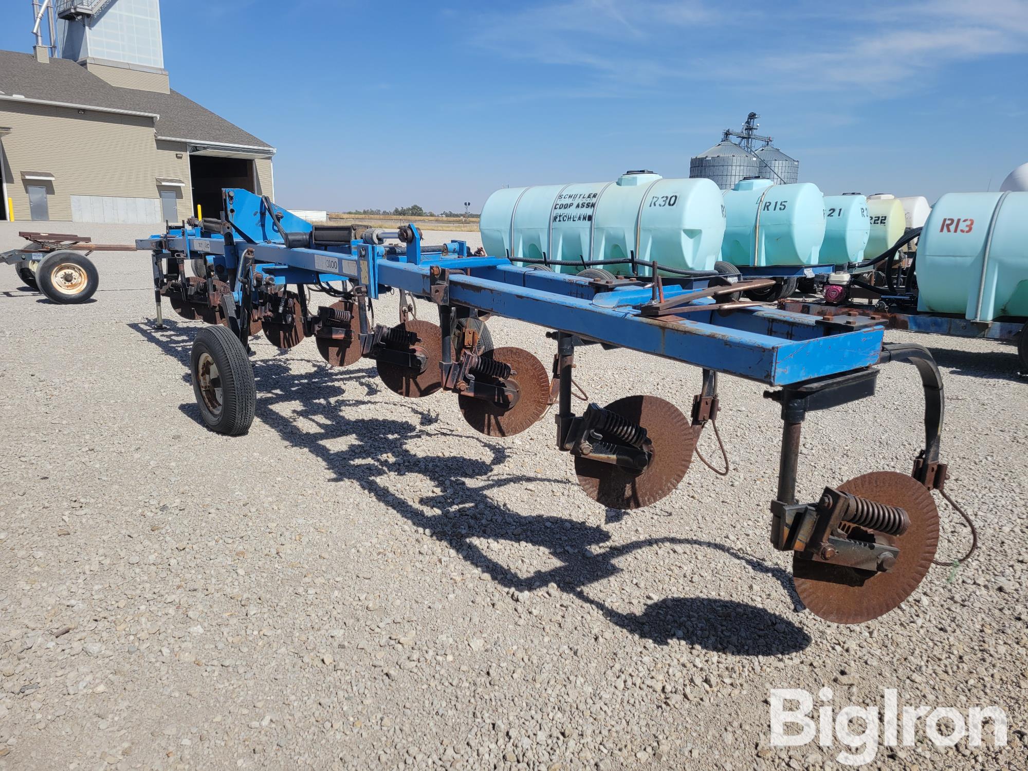 DMI 3100 Anhydrous Applicator 