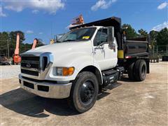 2015 Ford F750 S/A Dump Truck 