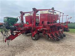 Case IH 955 Cyclo-Air 12R23 Planter 