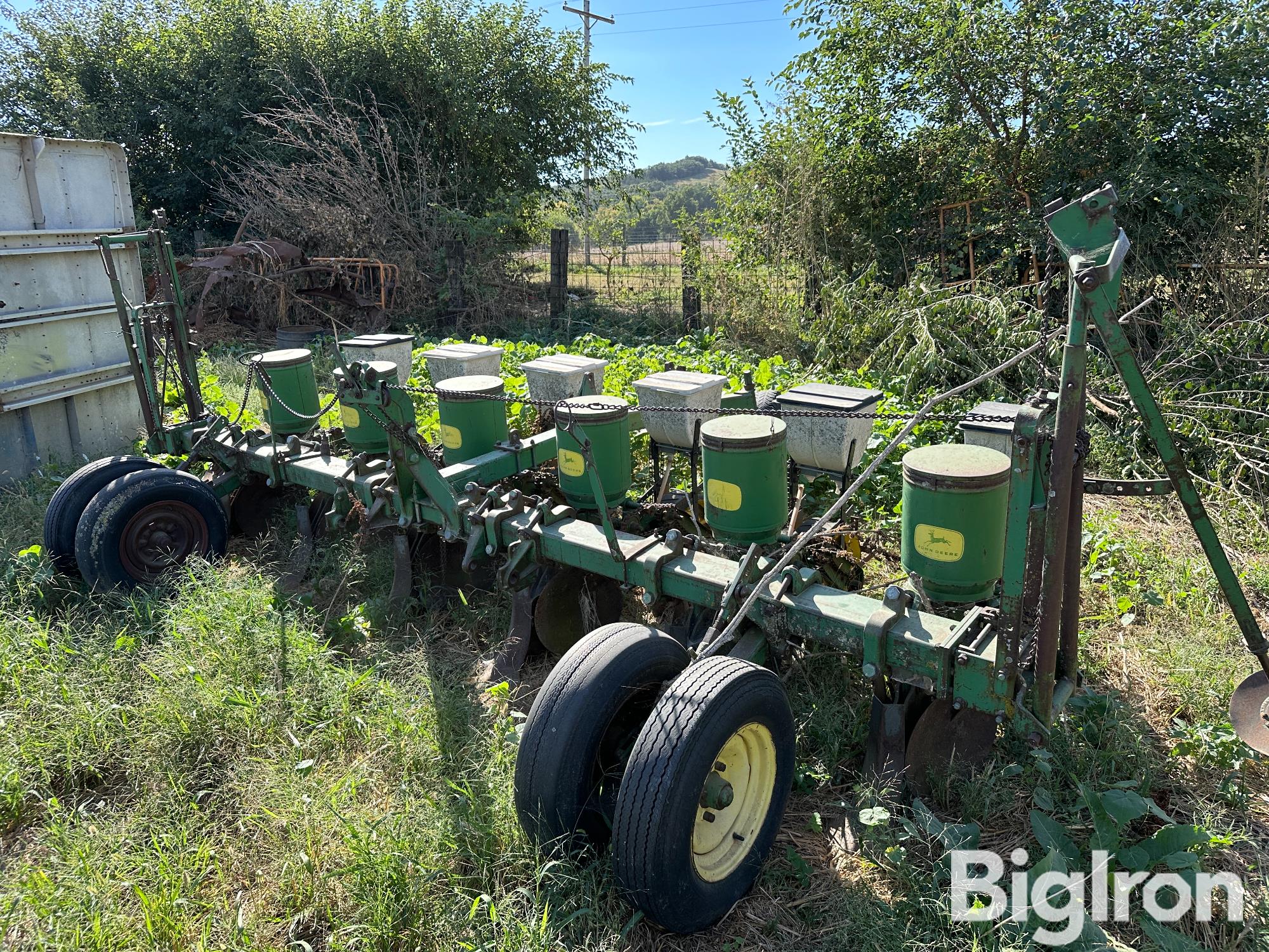 John Deere 6R30 Planter 