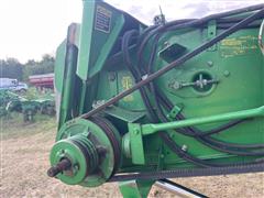 items/04a2575819da476a9a933f83b9f8e22e/1995johndeere9500combine-24_1b911f12adb24d50bc2ba17683a6a589.jpg