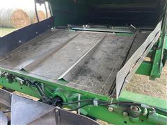 items/04a2575819da476a9a933f83b9f8e22e/1995johndeere9500combine-24_5522fb5f9fc14495a76d56f3f419b422.jpg