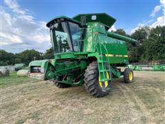 1995 John Deere 9500 2WD Combine 