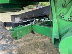 items/04a2575819da476a9a933f83b9f8e22e/1995johndeere9500combine-24_ed85668aac4d4368b98db081757b4e87.jpg