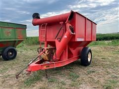 UFT 444 Grain Cart 