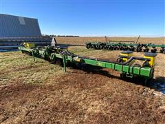 John Deere 7300 MaxEmerge 2 Seed Planter 