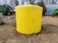 items/0502f90c798aec11b8210003fff90f6a/1500gallonbulkliquidpolytanks_0ffcad52340040a4bdf392093da364c8.jpg