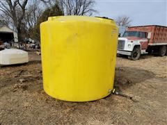 items/0502f90c798aec11b8210003fff90f6a/1500gallonbulkliquidpolytanks_41f139a6064443d0a81c0b758d2581c4.jpg